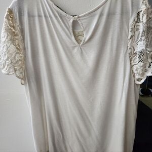 1xl Off White Lace Blouse